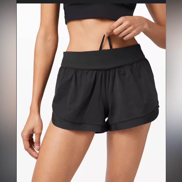Lululemon- Like New- Lined Running Shorts 2.5” - Sz 12- BLACKOUT - Picture 1 of 14